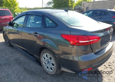 2018 Ford Focus Se z USA, uszkodzony, nr VIN 1FADP3F20JL254076